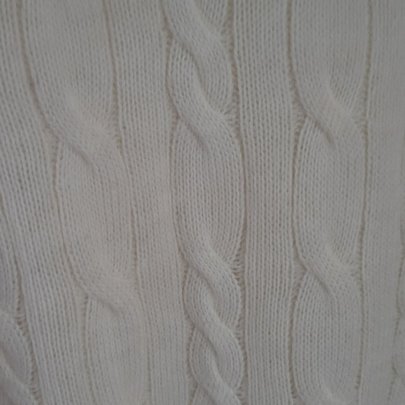 Talbots Soft Lambswool Crewneck Cable Knit Sweater - Picture 7 of 8